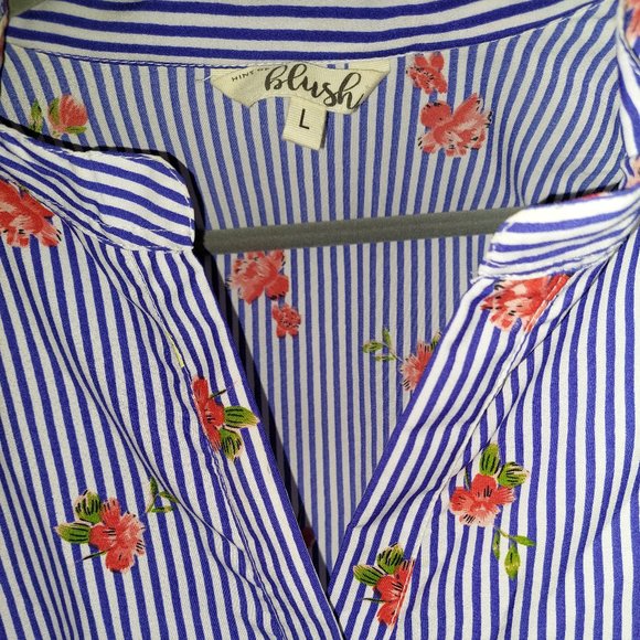 Hint Of Blush Womens Tunic Blouse Size Large Bell Sleeve Stripe Floral Blue Red - Picture 5 of 5